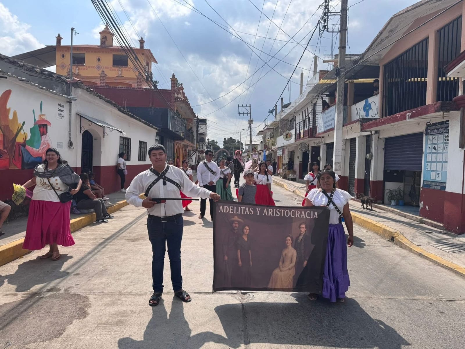 DESFILE DEL 20 DE NOVIEMBRE